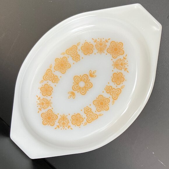 Pyrex Butterfly Gold Oval #943 Replacement Milk Glass Lid Only - Picture 9 of 11